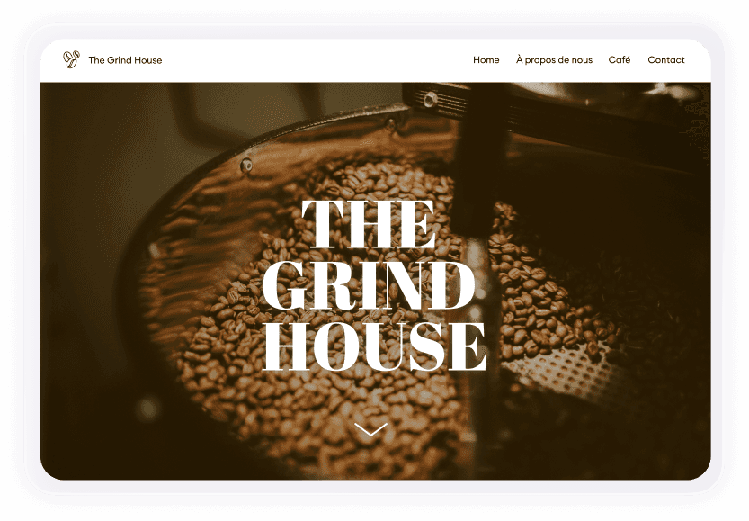 Site du torréfacteur "The Grind House" avec une photo de grains de café en gros plan.